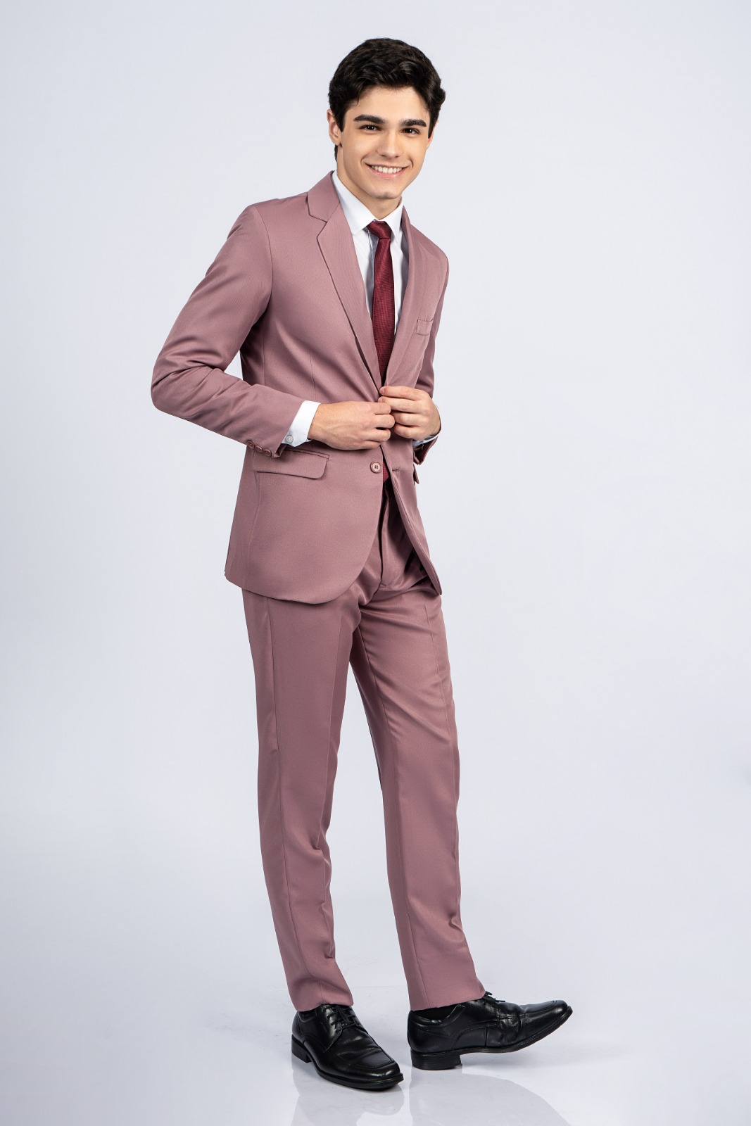 Terno rosa antigo para aluguel na Nanda Dress Suits