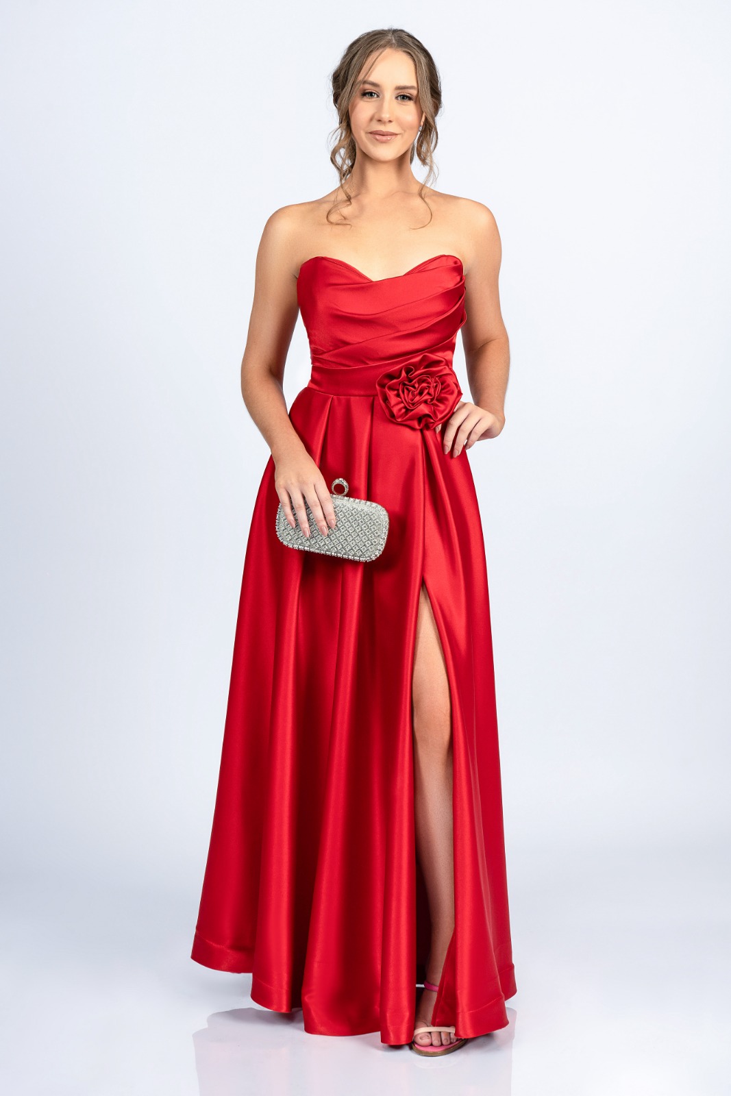 Vestido vermelho corte coração para aluguel na Nanda Dress Suits