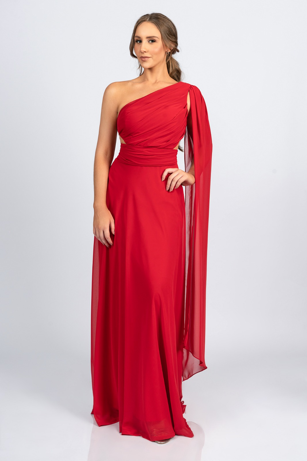 Vestido vermelho em crepe para aluguel na Nanda Dress Suits