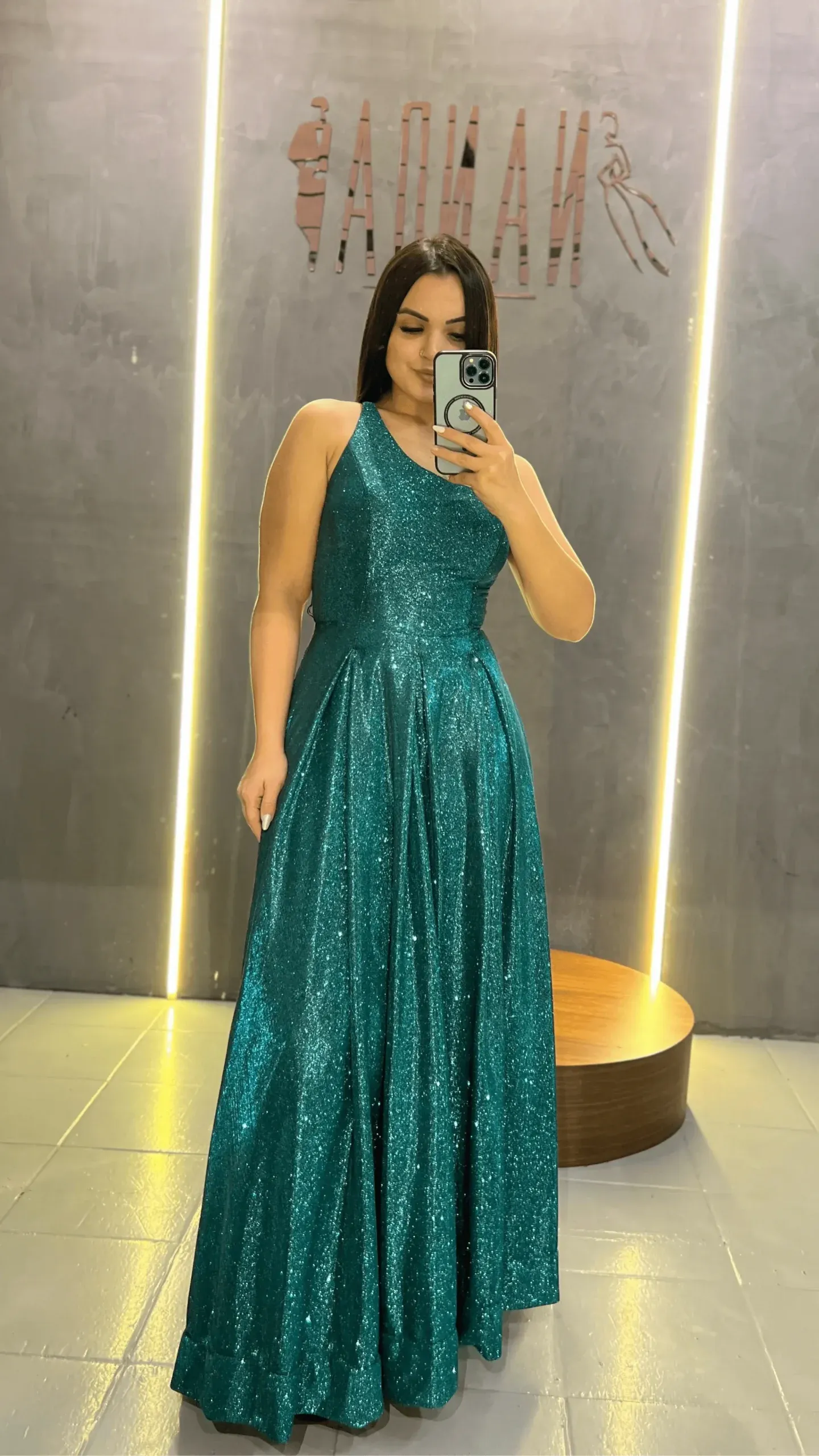 Vestido longo de festa para aluguel